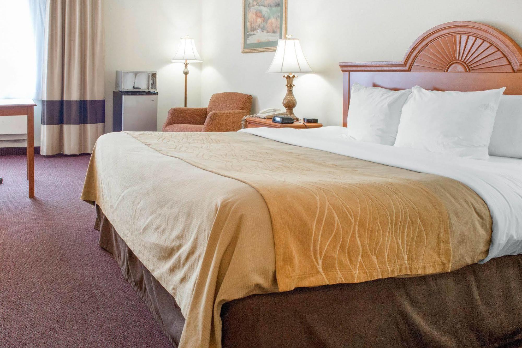 Quality Inn & Suites New Castle Exterior foto