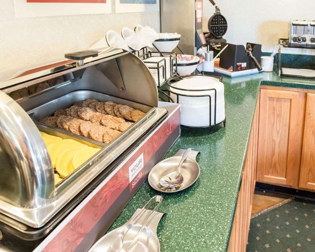 Quality Inn & Suites New Castle Restaurante foto